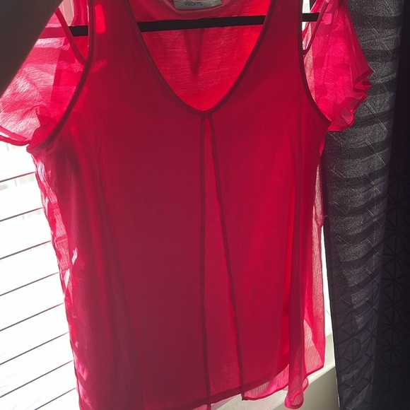 Ricki’s size small bright pink top - Picture 4 of 5